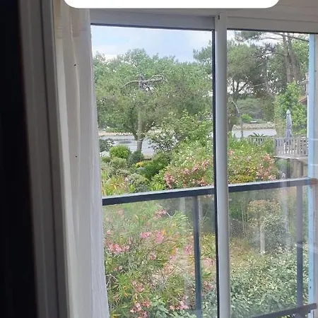 Waterfront Private Entrance 2bedrooms Apartment Mimizan