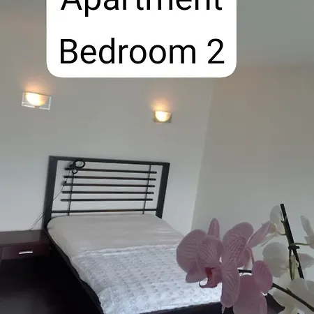 Waterfront Private Entrance 2bedrooms Apartment *
