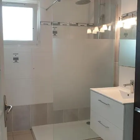 Apartment Waterfront Private Entrance 2bedrooms